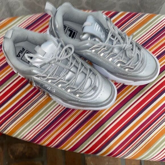 FILA Disruptor 2 Premium metallic low lace up sneakers NWT size 8 - Picture 4 of 10